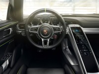 Porsche 918 Spyder photo