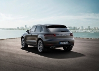 Porsche Macan 2014 photo